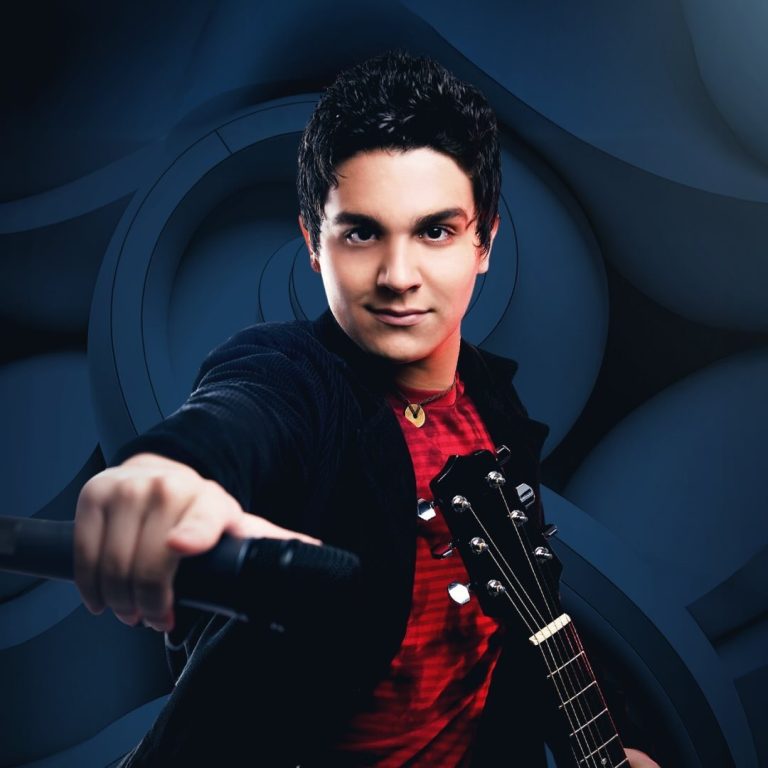 Luan Santana celebra 18 anos de carreira com gravação de novo DVD em Curitiba