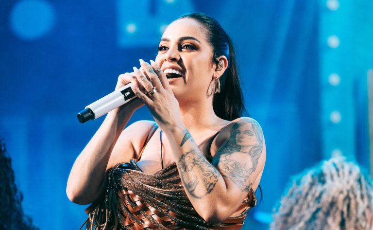 Raphaela Santos bate recorde no São João da Paraíba